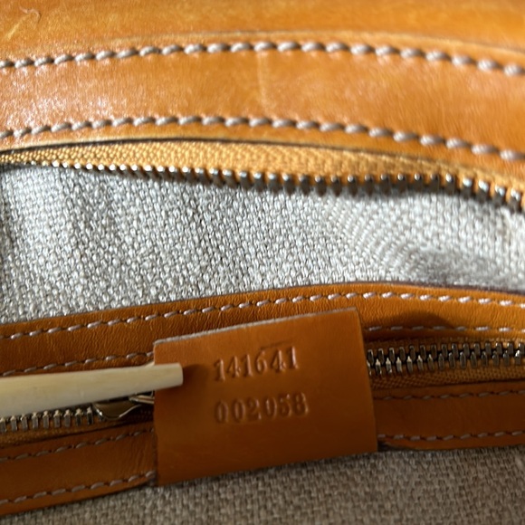 Gucci Hobo Bag - Picture 8 of 9